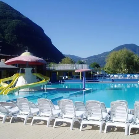 Шале Luxe Compleet Ingericht Chalet Aan Het Meer Van Lugano Bij *